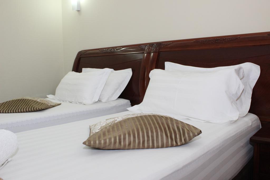 Hotel Vanilla Batoemi Kamer foto