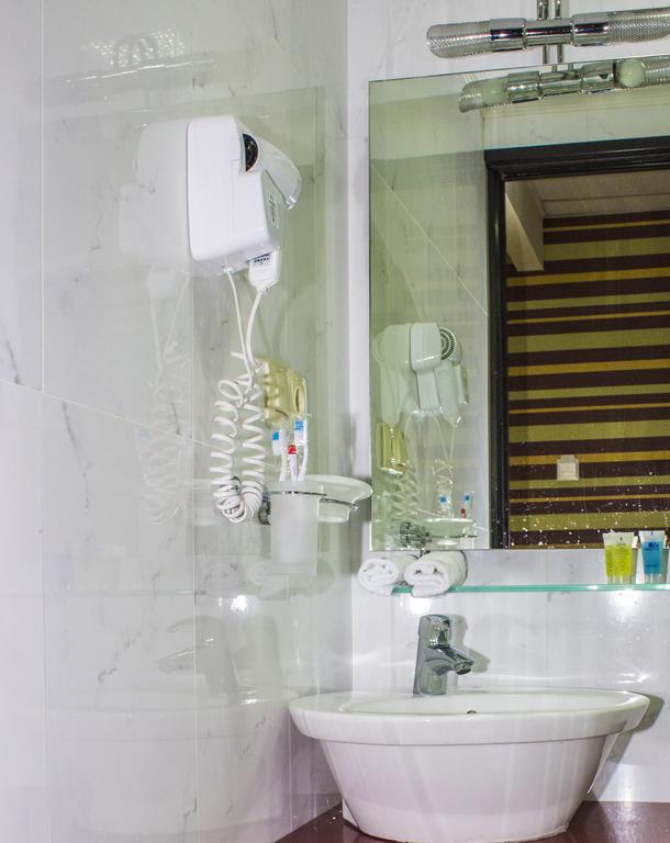 Hotel Vanilla Batoemi Kamer foto